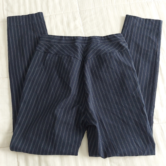 Rag & Bone Simone Pinstripe Pant - Picture 5 of 11